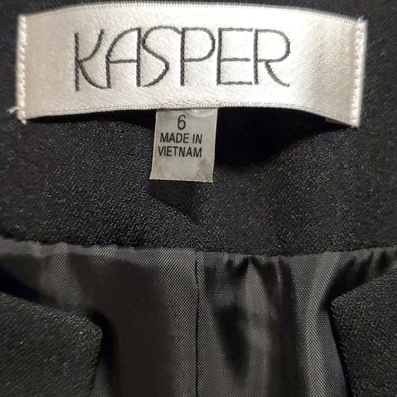 Kasper Black Crepe Embroidered Jacket Blazer NEW - Picture 7 of 8